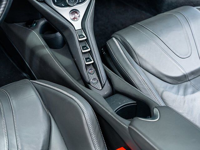 720S