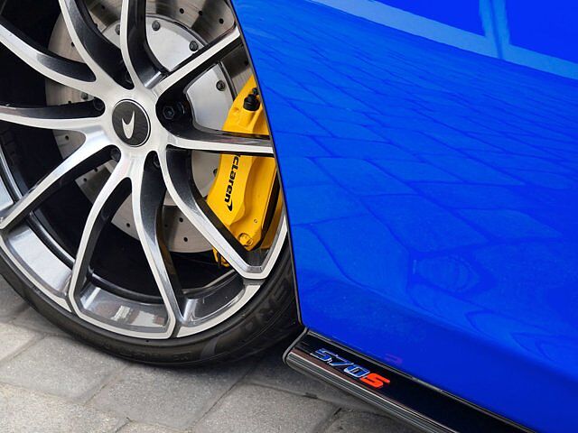 570S