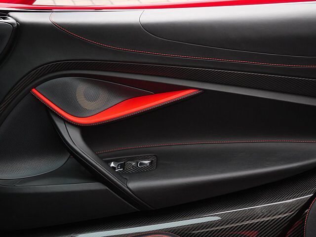 720S