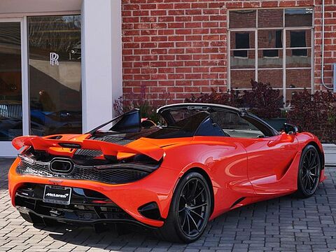 mclaren-vehicle-image