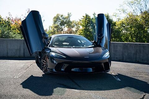 mclaren-vehicle-image