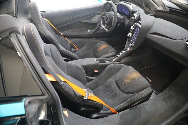765LT Spider