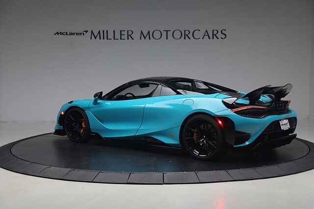 765LT Spider