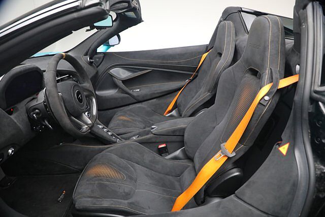 765LT Spider