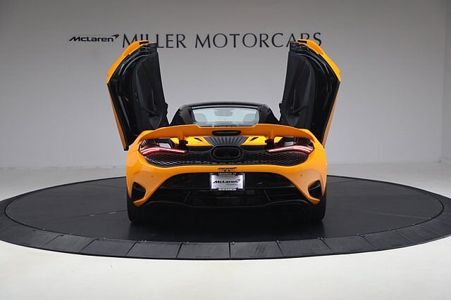 750S Spider