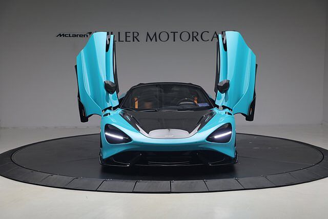 765LT Spider