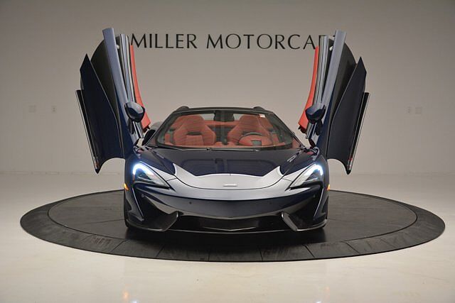 570S Spider