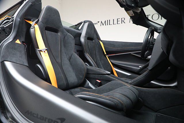 750S Spider