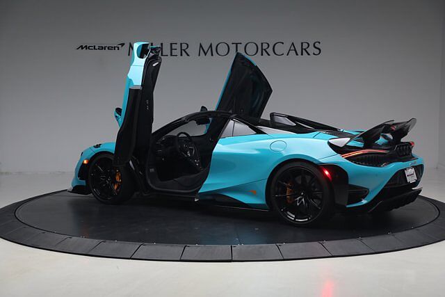 765LT Spider