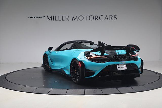 765LT Spider
