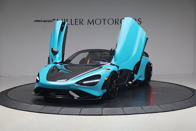 765LT Spider