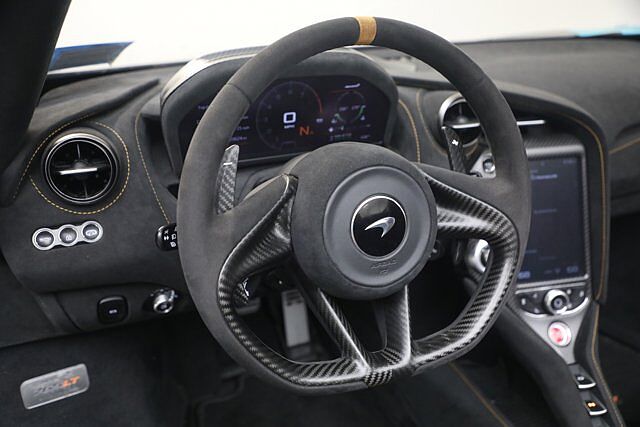 765LT Spider