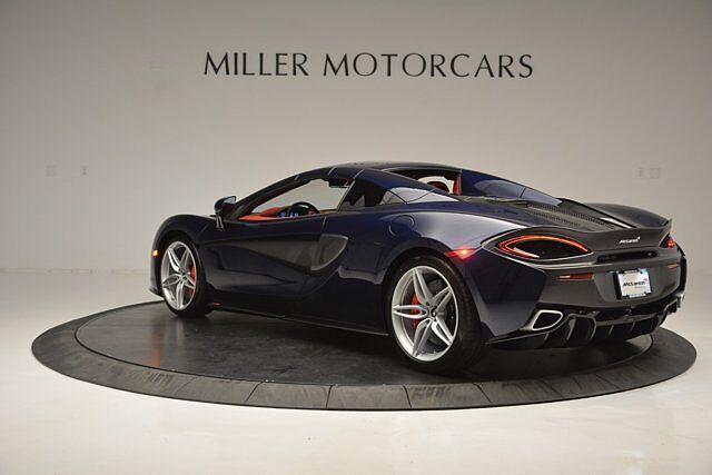 570S Spider