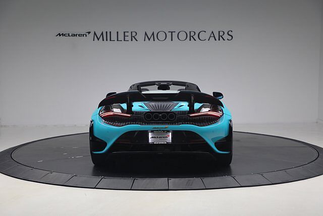 765LT Spider