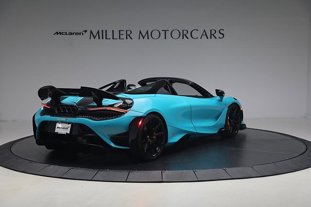 765LT Spider
