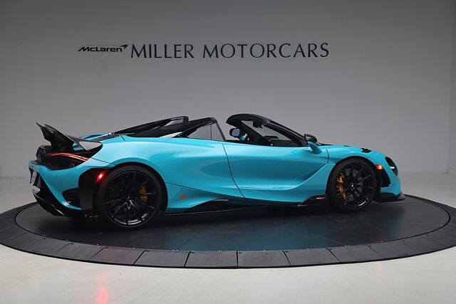 765LT Spider