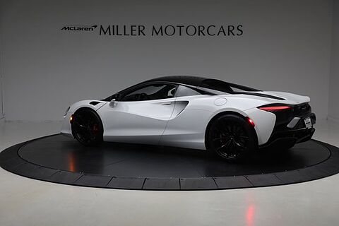 mclaren-vehicle-image