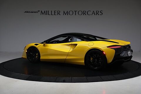mclaren-vehicle-image