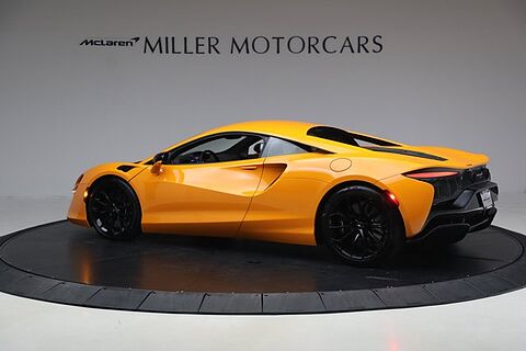 mclaren-vehicle-image