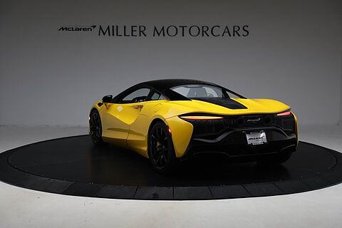 mclaren-vehicle-image