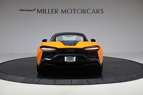 mclaren-vehicle-image