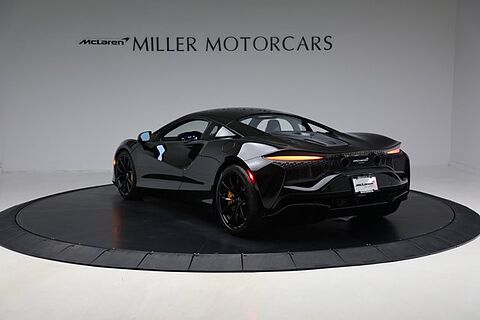 mclaren-vehicle-image