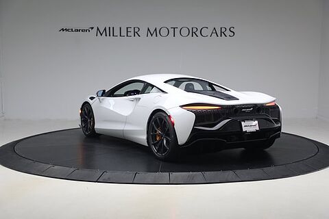 mclaren-vehicle-image