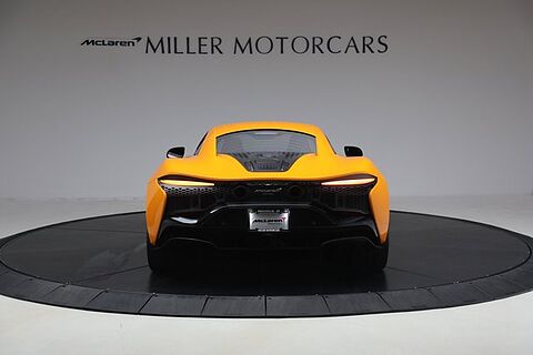 mclaren-vehicle-image