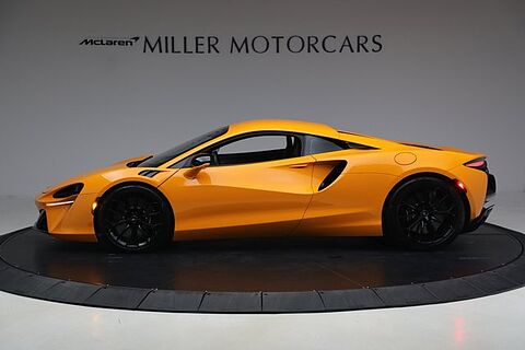 mclaren-vehicle-image