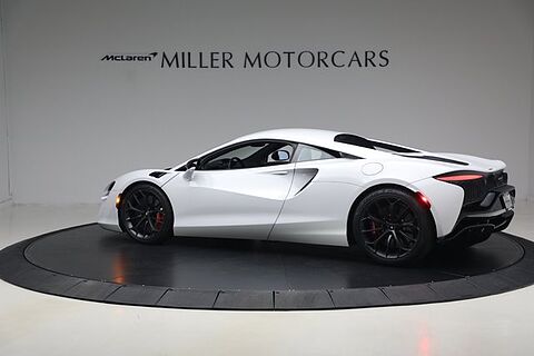 mclaren-vehicle-image