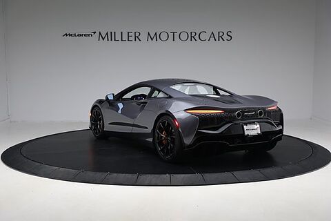 mclaren-vehicle-image