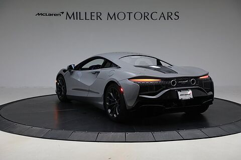 mclaren-vehicle-image