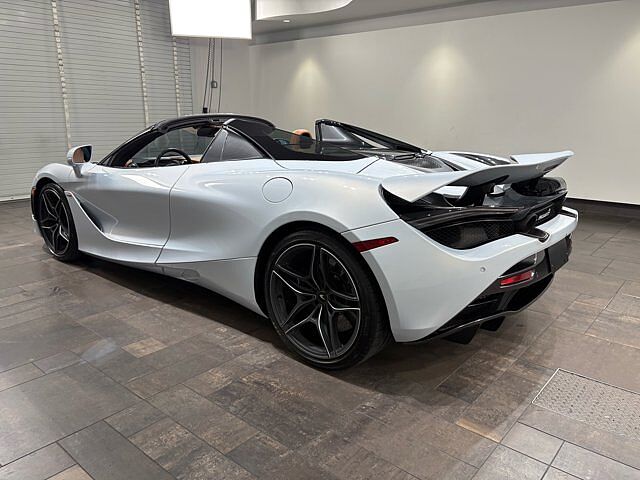 720S