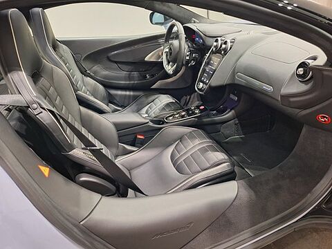 mclaren-vehicle-image