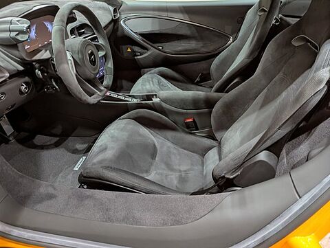mclaren-vehicle-image