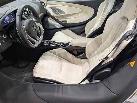 mclaren-vehicle-image