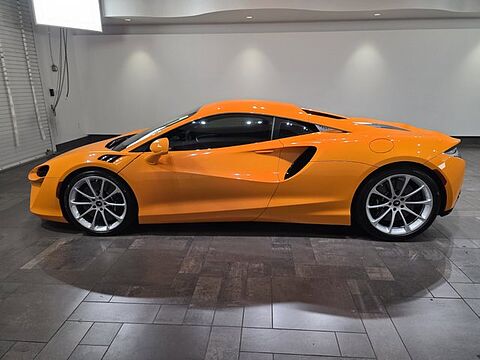 mclaren-vehicle-image