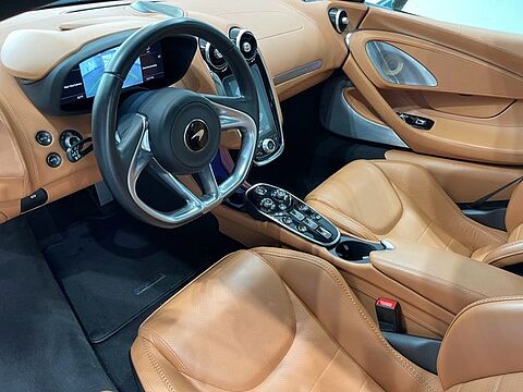 mclaren-vehicle-image