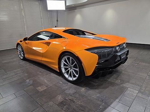 mclaren-vehicle-image