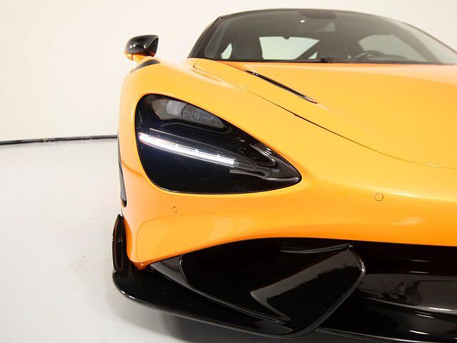 765LT