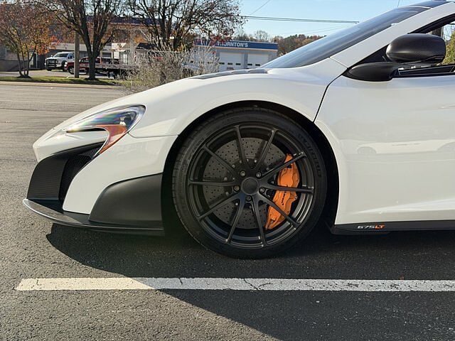 675LT