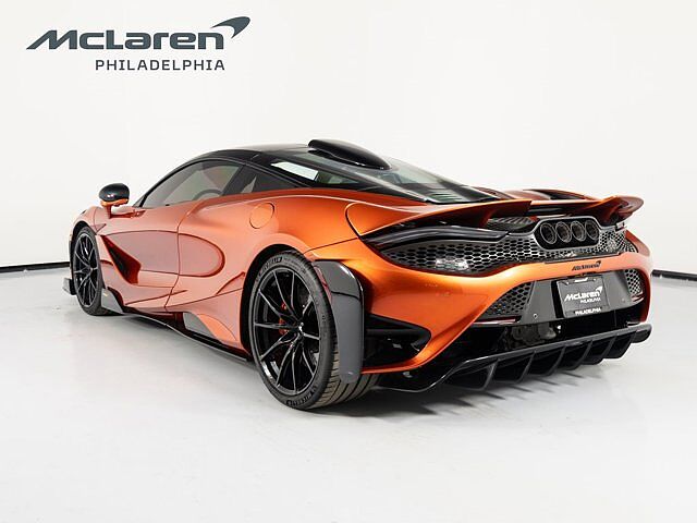 765LT