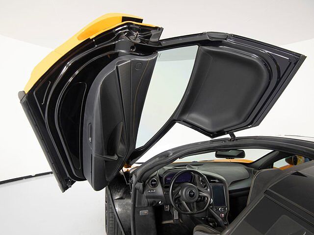 765LT
