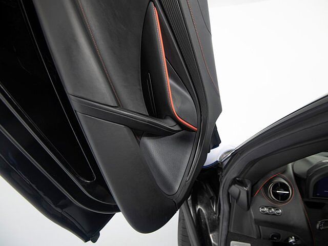 720S
