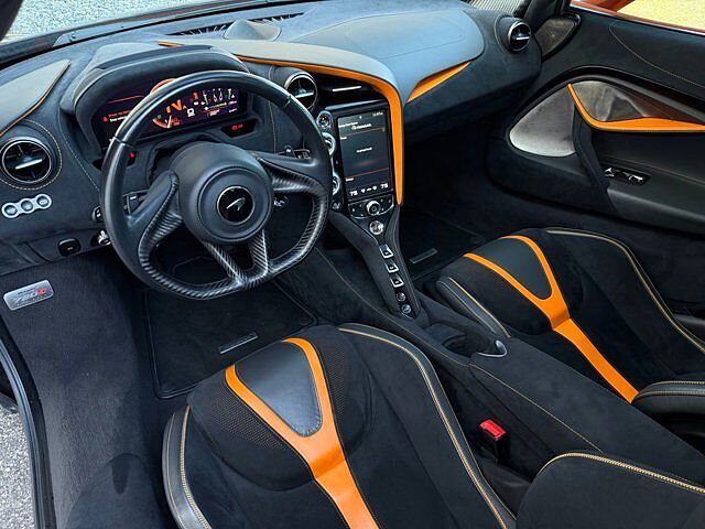 720S
