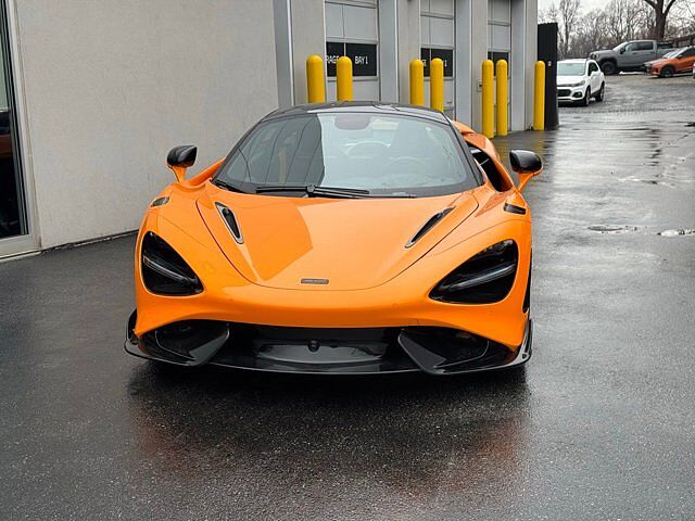765LT