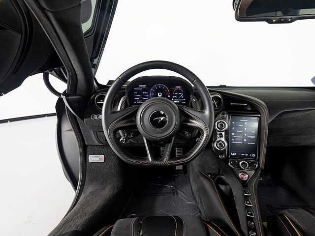 720S