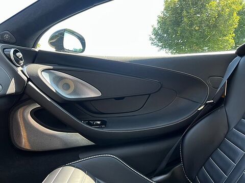 mclaren-vehicle-image
