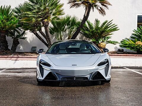 mclaren-vehicle-image