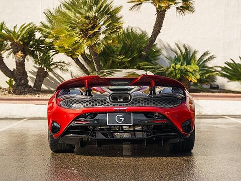 mclaren-vehicle-image